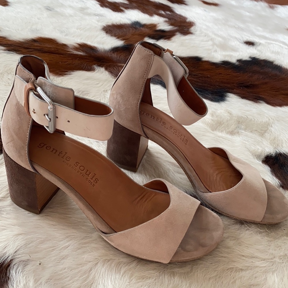 Barely worn Gentle Souls suede Christa heel.